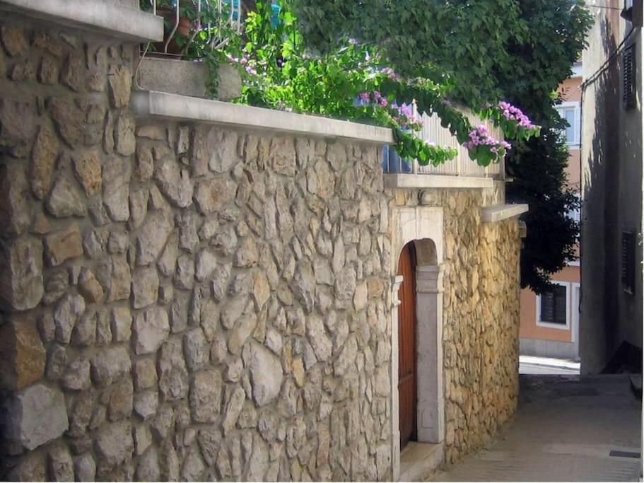 Ellity Apartment Crikvenica Exterior foto